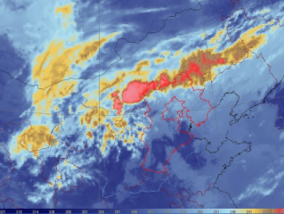 24小时降雨云图，天空的呼吸与城市的脉搏