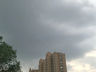 黑山天气预报，山雨欲来风满楼，云端之上有晴空