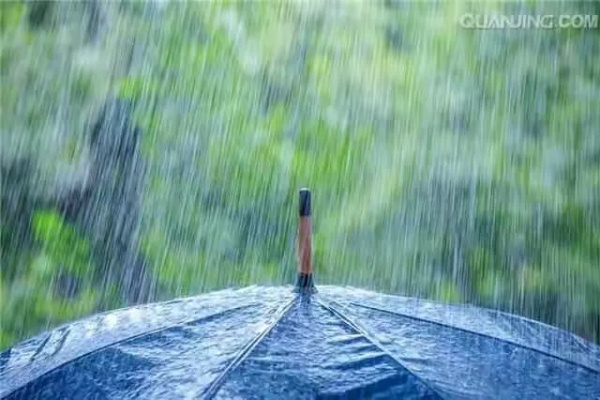 那一刻，雨如约而至