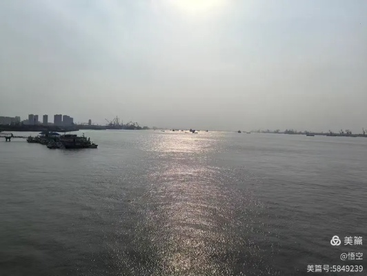 明日江阴，雨落长江尾，风起正清明