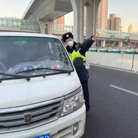 中央天气预报一周，冷暖交替的科学与生活指南